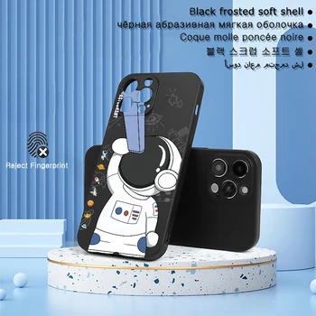 Черен матов калъф за iPhone 13 Pro с шарките на астронавти в звездното небе за телефон Xs 7 8 Xr 12 11 14 X Max Mini Plus