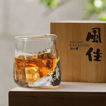 Японски Дизайнер EDO Glass Kazazumi Уиски в Кристална Купа за Ръчна Работа С Мехурчета Художественото Оформление на Чаша за Вино, задържащ Вятър, Случаен Чаша За Уиски